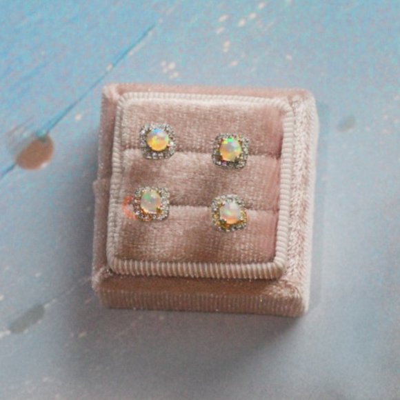 Authentic Rainbow Fire opal Earrings Glittering Natural Crystal Earring studs - Picture 2 of 5